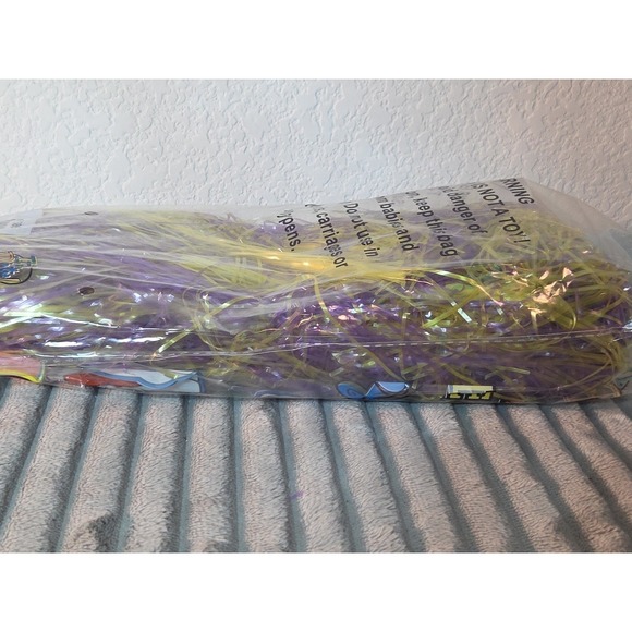 Vtg NOS Purple Yellow Easter Basket Grass 4oz Cellophane It's In The Bag Filler - Picture 5 of 6
